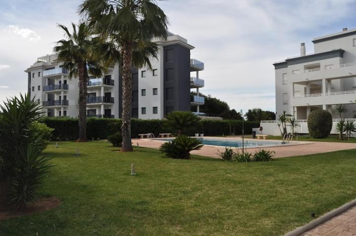 Met&Golf Oliva Nova Beach Jardin Exterior photo